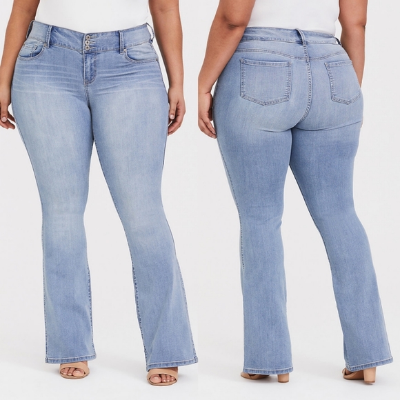 torrid Denim - TORRID FLARE JEGGING SUPER STRETCH 18 SHORT